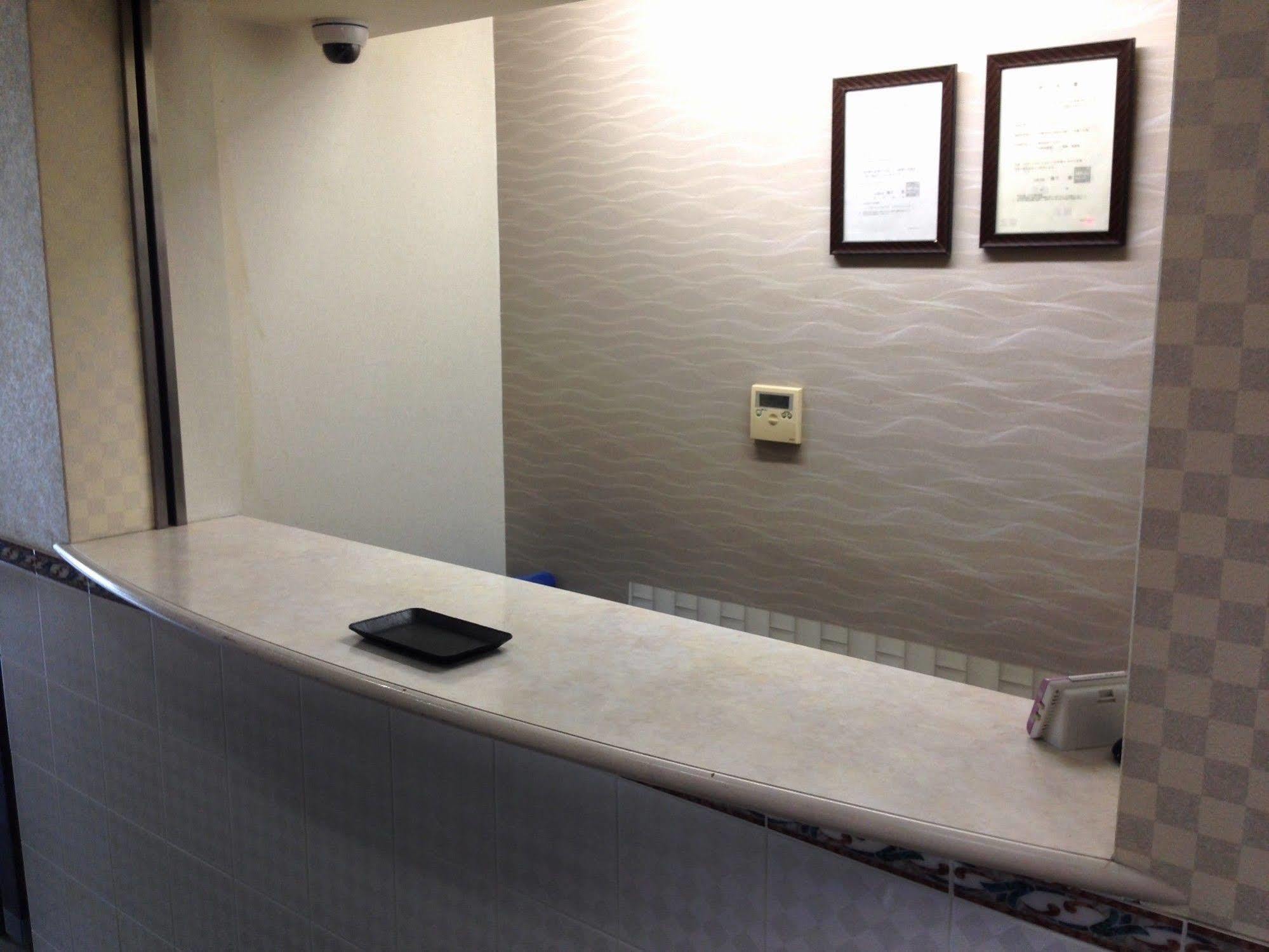 Uehonmachi Plaza Hotel (Adults Only) Ōsaka Extérieur photo